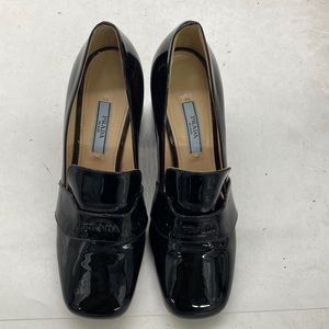 Prada pumps with heels black sz 36.5 EU